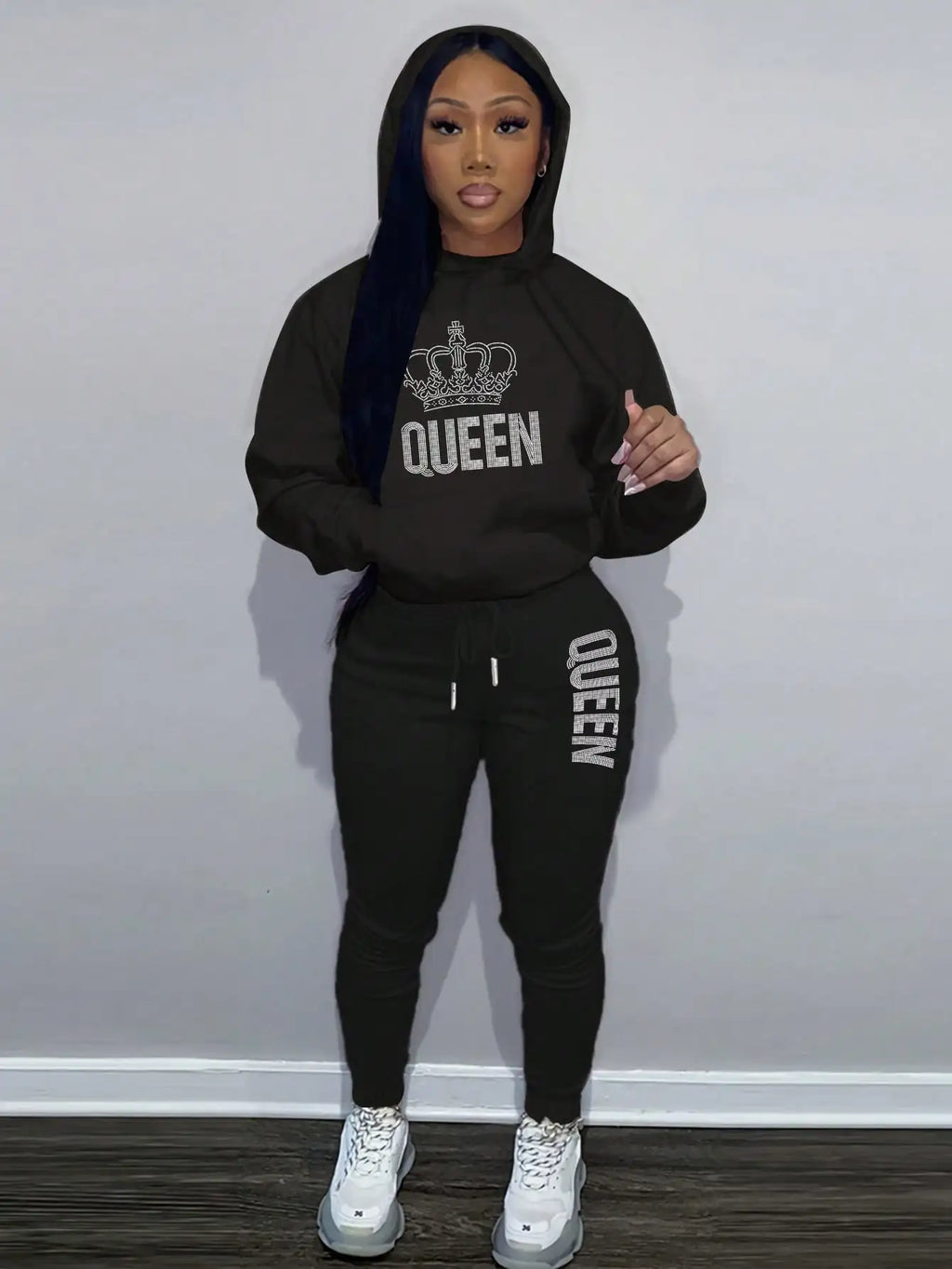 QUEEN Signature Lounge Set
