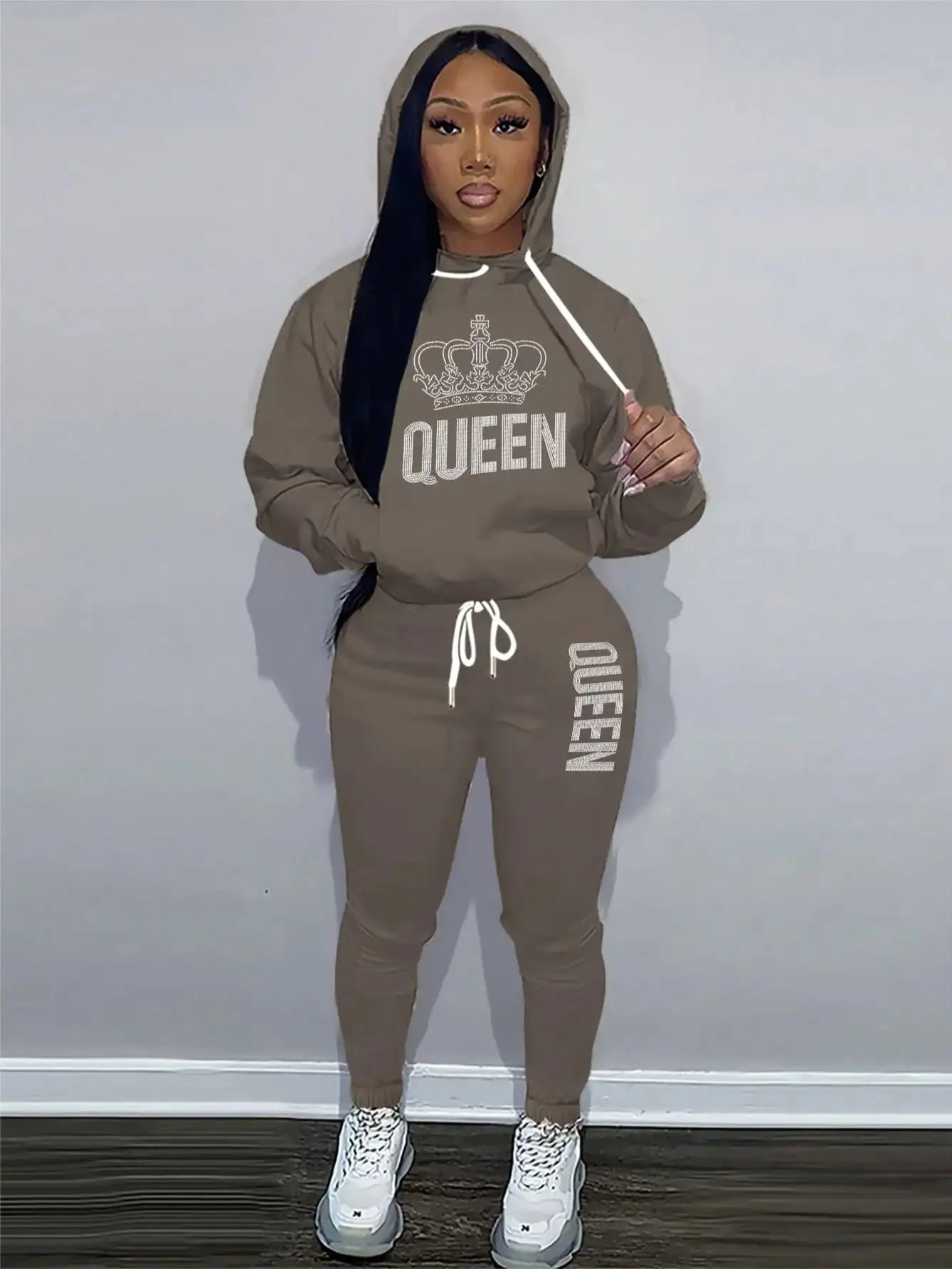 QUEEN Signature Lounge Set